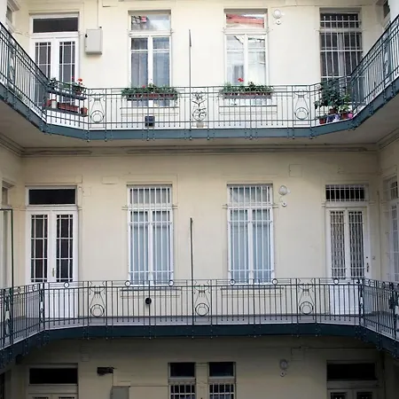 Central Ferenciek Apartment